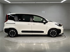 シエンタ HEV Z 7ニンノリ