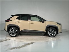 ヤリスクロス HV Z