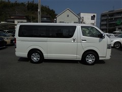 ハイエースV S-GLダークプライム