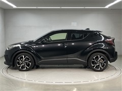 C-HR ハイブリッド G
