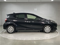 アクア S スタイルブラック