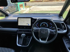 ヴォクシー HEV S-Z