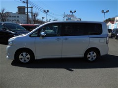 ヴォクシー X Lエディション