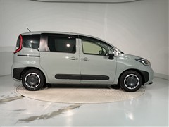 シエンタ HEV Z 5ニンノリ