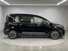 シエンタ HEV Z 5ニンノリ