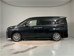 ヴォクシー HEV S-Z