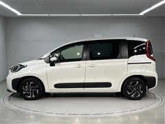 シエンタ HEV Z 7ニンノリ