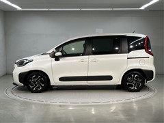 シエンタ HEV Z 7ニンノリ