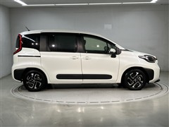 シエンタ HEV Z 7ニンノリ