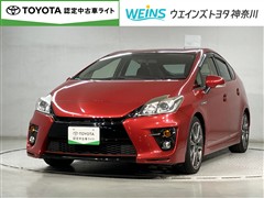 トヨタ プリウス SツーリングSEL G's