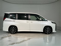 ノア HEV S-Z
