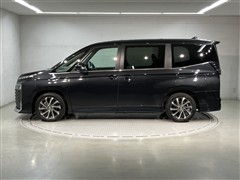 ヴォクシー HEV S-Z