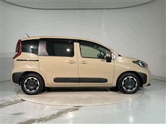 シエンタ HEV Z 5ニンノリ