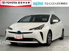 トヨタ プリウス A