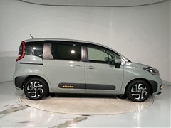 シエンタ Z 7ニンノリ