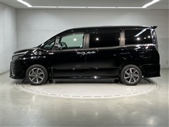 ヴォクシー ZS キラメキ 7ニンノリ