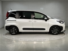 シエンタ HEV G 7ニンノリ