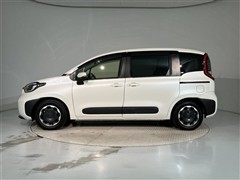 シエンタ HEV Z 7ニンノリ