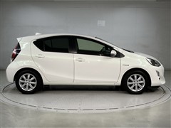 アクア GブラックソフトレザーSEL