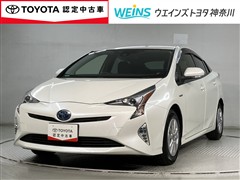 プリウス S