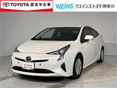 プリウス S