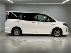 ノア ハイブリッド Si WxB2