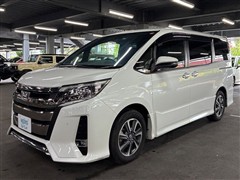 トヨタ ノア Si WxB2 7ニンノリ