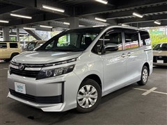 ヴォクシー X 7ニンノリ