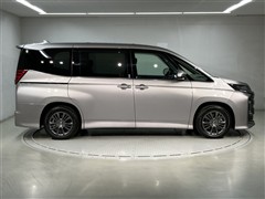 ノア HEV S-Z