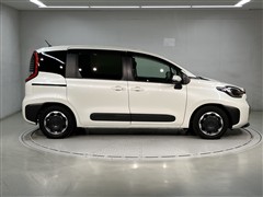 シエンタ HEV Z 7ニンノリ