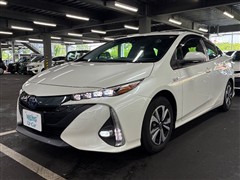 トヨタ プリウスPHV S セーフティPKG
