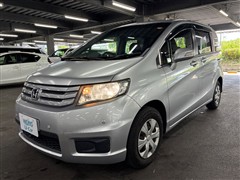 ホンダ フリードスパイク GジャストSEL