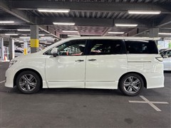 エルグランド ライダー 4WD
