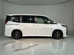 ノア HEV S-Z