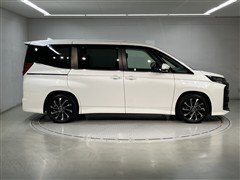 ノア HEV S-Z