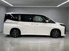 ノア HEV S-Z