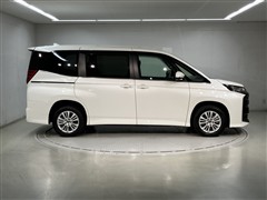 ノア HEV S-Z 4WD