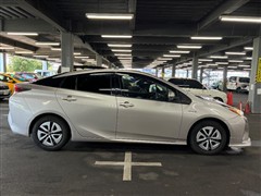 プリウス Aプレミアム