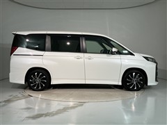 ノア HEV S-Z