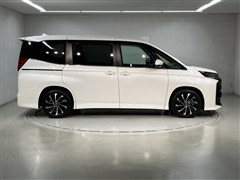ノア HEV S-Z