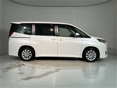 ノア HEV Z