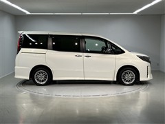 ノア ハイブリッド Si WxB3