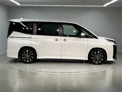 ヴォクシー HEV S-Z