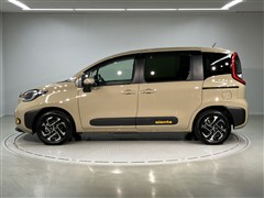 シエンタ HV Z 4WD 7ニンノリ