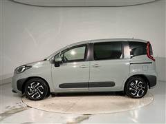 シエンタ HEV Z 5ニンノリ