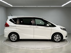 フリード Gホンダセンシング7ニン