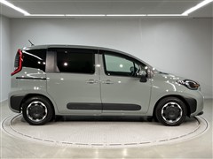 シエンタ HEV Z 7ニンノリ
