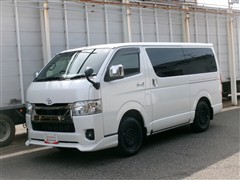 ハイエースバン S-GLダークプラ