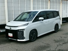 トヨタ ヴォクシーHEV S-G 7ニン