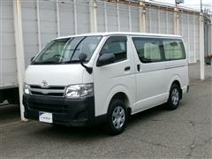 ハイエースバン DX 4WD 3ニン